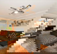 Beach Way - Dalby Accommodation