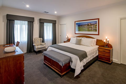 Brockenchack Vineyard Luxury Bed & Breakfast - Dalby Accommodation 1