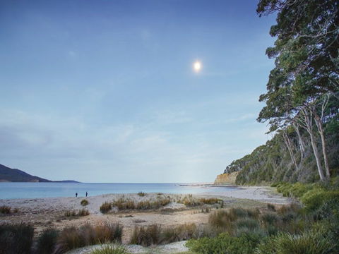 Depot Beach Cabins - Dalby Accommodation 2