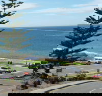 Dolphins 8 - Dalby Accommodation