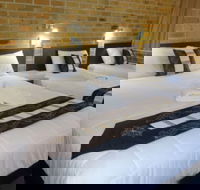 Forster Palms Motel - Dalby Accommodation