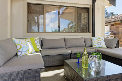 Fran, Private Jetty On Port Canals - Dalby Accommodation 2