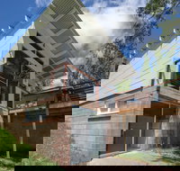 Greenbanks - River Shack Rentals - Dalby Accommodation