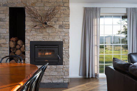 Harkham House - Dalby Accommodation 2