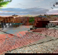 Hazards Escape - Dalby Accommodation