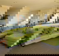 Horizons part of Blue Fin Holiday Homes - Dalby Accommodation