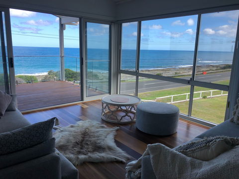 Jasmines Great Ocean Road Accommodation - Dalby Accommodation 0