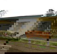Kirazz House - Dalby Accommodation