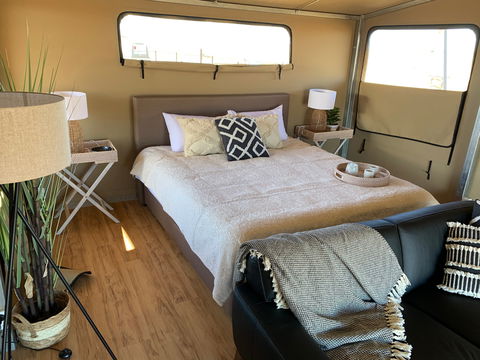 Mitchell Grass Retreat - Dalby Accommodation 1