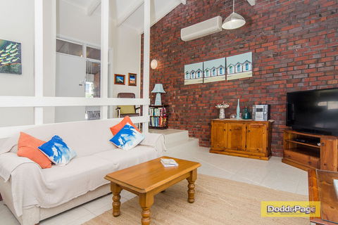 Rattie's Residence - Dalby Accommodation 0