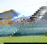 Seabreeze at Currarong - Dalby Accommodation