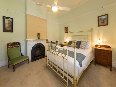 SINKINSON HOUSE - Mount Torrens - Dalby Accommodation 2