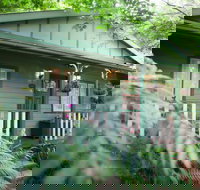 Strawberry Patch Cottage - Dalby Accommodation