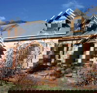Table Top Mountain Cottages - Dalby Accommodation