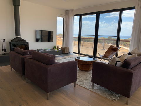 Topdeck At Snelling Beach - Dalby Accommodation 0