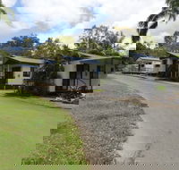 Tropicana Caravan Park Sarina - Dalby Accommodation