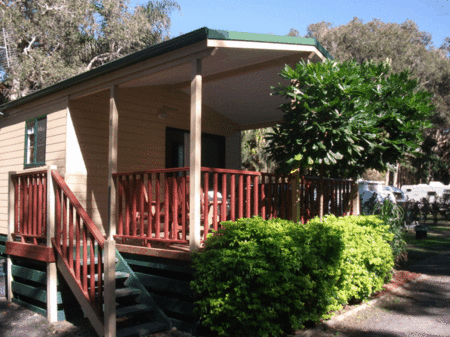 Sapphire Beach Holiday Park - Dalby Accommodation 2