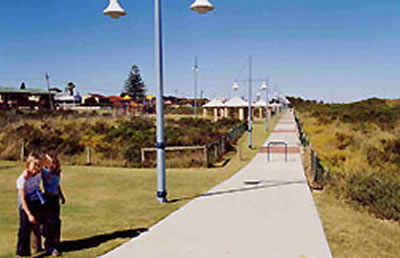 A Beachfront Villa Rockingham - Dalby Accommodation 5