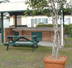 Sun Valley Tourist Park - Dalby Accommodation 4