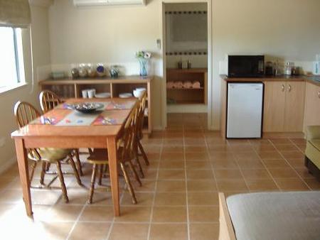 Jakamarri Bed & Breakfast - Dalby Accommodation 5