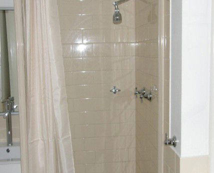 Knickerbocker Hotel Motel - Dalby Accommodation 3