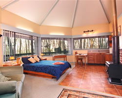 Possums Hideaway - Dalby Accommodation 1