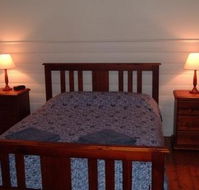 About Town Cottages - Dalby Accommodation
