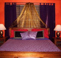 Golden Hearth Cottages - Dalby Accommodation
