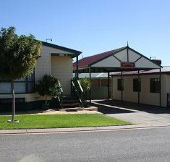 Outback Villas - Dalby Accommodation