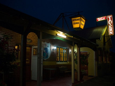 The Bull And Bush Tavern - Dalby Accommodation 0