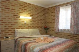 Esperance Bay Holiday Park - Dalby Accommodation 4