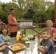 Discovery Holiday Parks - Lake Kununurra - Dalby Accommodation