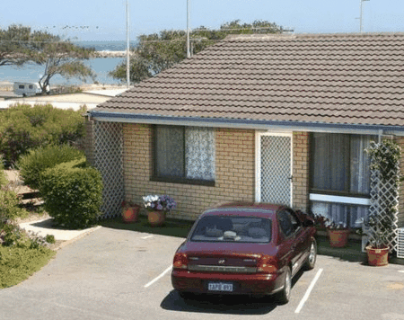 Port Denison Holiday Units - Dalby Accommodation 0