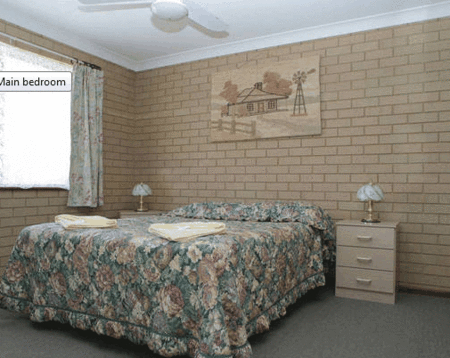 Port Denison Holiday Units - Dalby Accommodation 2