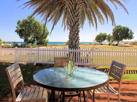Bayview Coral Bay - Dalby Accommodation 4