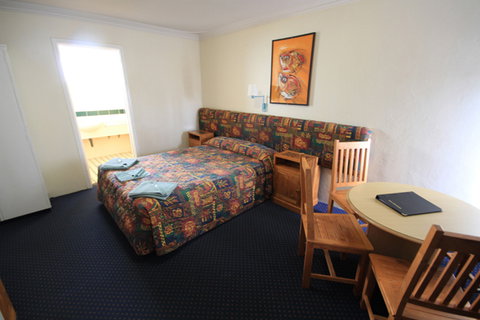 Bunbury Serviced Apartments - Dalby Accommodation 5