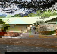 48 Delany Avenue - Dalby Accommodation