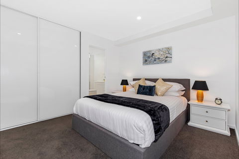 Astra Apartments Newcastle - Dalby Accommodation 2