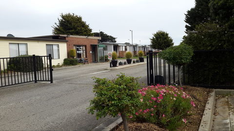 Bay View Holiday Village - Dalby Accommodation 0
