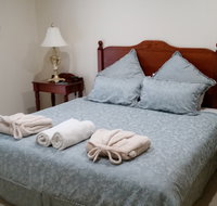 Carolynnes Cottages - Blue Wren Cottage - Dalby Accommodation