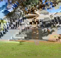 Couples on the Park - Dalby Accommodation