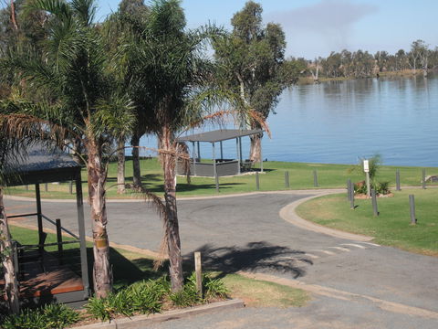 DC On The Lake - Dalby Accommodation 0