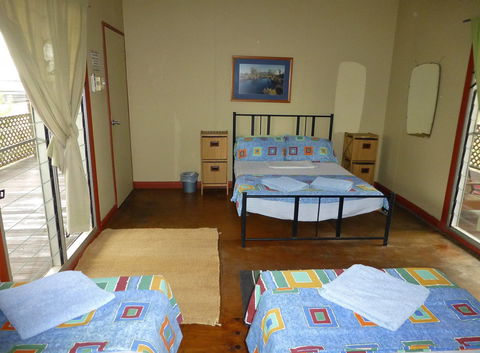 Digger's Rest Station - Dalby Accommodation 2