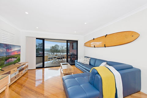 Dolphin Cove  North Haven - Dalby Accommodation 0