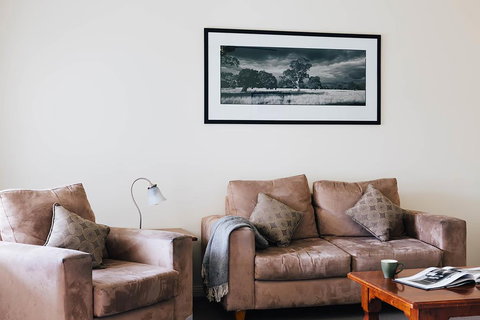 Dunkeld Studio Accommodation - Dalby Accommodation 1