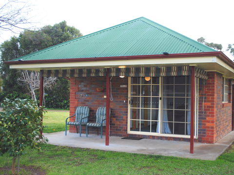 Factory Lane Bed & Breakfast - Dalby Accommodation 0