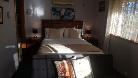 Factory Lane Bed & Breakfast - Dalby Accommodation 1