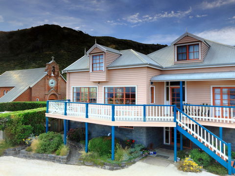 Hanlon House Bed And Breakfast - Dalby Accommodation 0