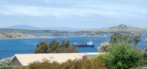 Island View Retreat - Dalby Accommodation 0