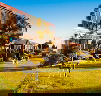 Lacepede Bay Motel  Restaurant - Dalby Accommodation
